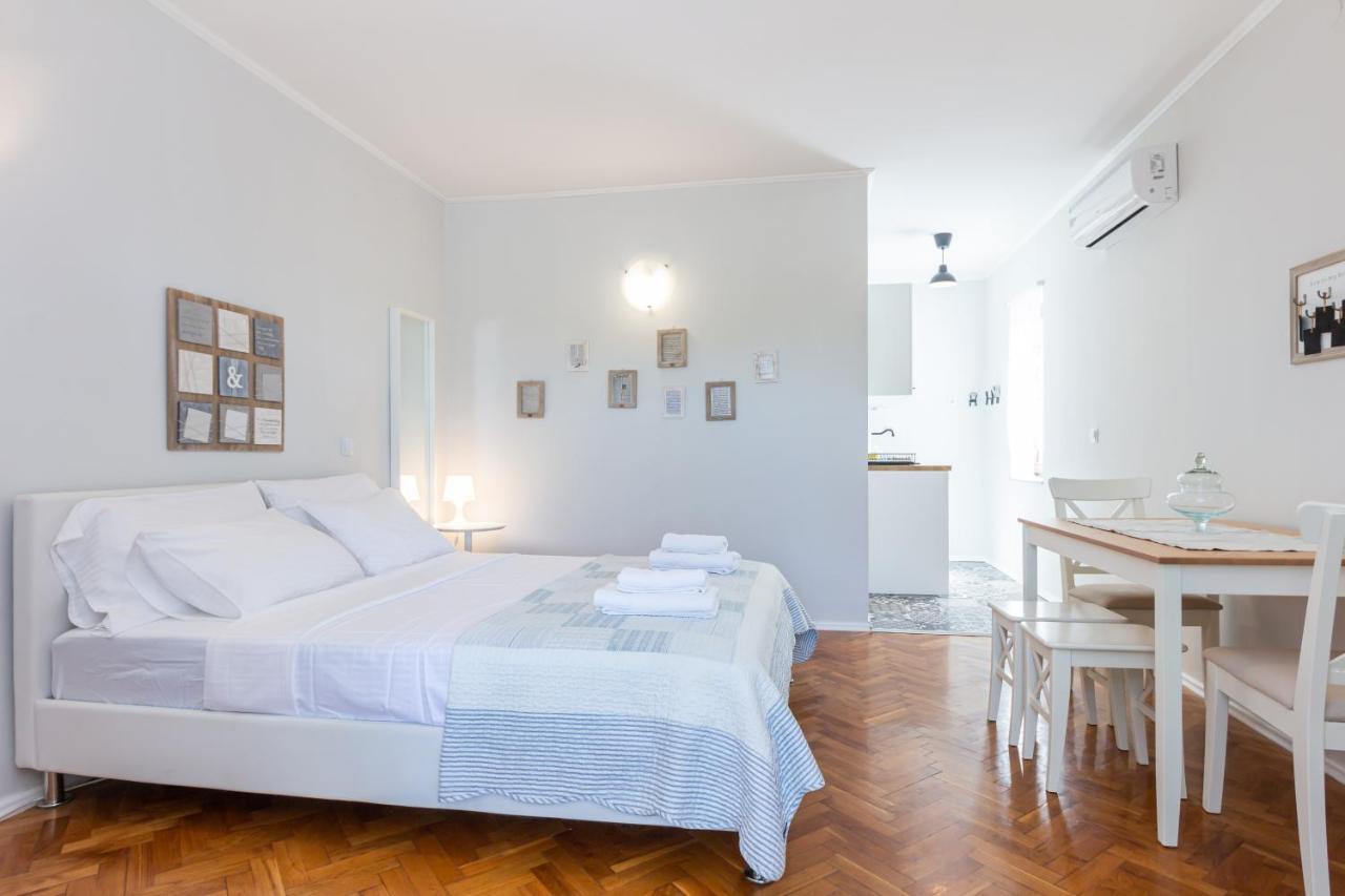 Apartments Vladan With Terrace Башка Екстер'єр фото